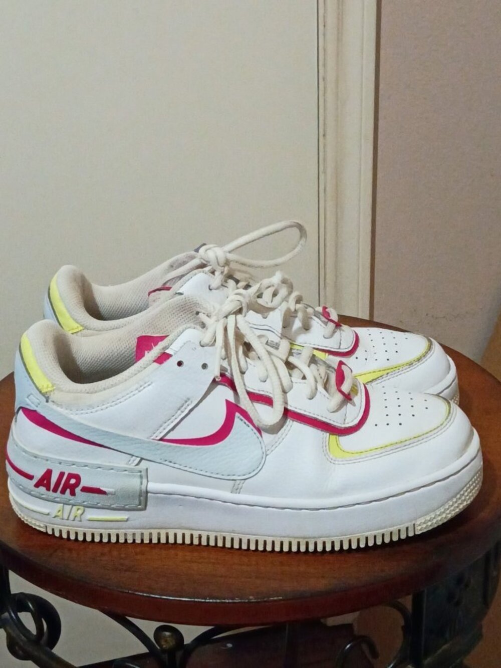 Nike Air Force 1 Shadow White Siren Red Volt Sneakers FQ8885-100 Womens Sz 8